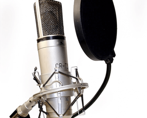 Tonstudio Soundcheck in Bachenbülach ist Ihr Musikstudio für professionelle Sängerinnen, Sänger und Bands, sowie für Hobby Musikerinnen und Musiker, welche gerne Ihre eigene CD aufnehmen möchten. Schenken Sie ihren Liebsten Freude mit Ihrer eigenen CD. Wir sind ihr top Tonstudio für die Region Zürich, Aargau und Schaffhausen.