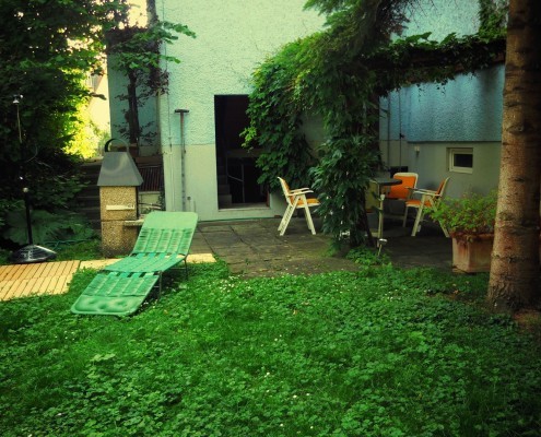 Tonstudio Soundcheck in Bachenbülach ist Ihr Musikstudio für professionelle Sängerinnen, Sänger und Bands, sowie für Hobby Musikerinnen und Musiker Tonstudio Soundcheck in Bachenbülach ist Ihr Musikstudio für professionelle Sängerinnen, Sänger und Bands, sowie für Hobby Musikerinnen und Musiker, welche gerne Ihre eigene CD aufnehmen möchten. Schenken Sie ihren Liebsten Freude mit Ihrer eigenen CD. Wir sind ihr top Tonstudio für die Region Zürich, Aargau und Schaffhausen.