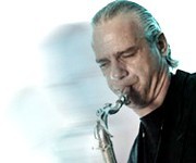 Tonstudio Soundcheck in Bachenbülach ist Ihr Musikstudio für professionelle Sängerinnen, Sänger und Bands, sowie für Hobby Musikerinnen und Musiker, welche gerne Ihre eigene CD aufnehmen möchten. Schenken Sie ihren Liebsten Freude mit Ihrer eigenen CD. Wir sind ihr top Tonstudio für die Region Zürich, Aargau und Schaffhausen.