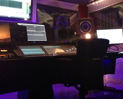 Tonstudio Soundcheck in Bachenbülach ist Ihr Musikstudio für professionelle Sängerinnen, Sänger und Bands, sowie für Hobby Musikerinnen und Musiker Tonstudio Soundcheck in Bachenbülach ist Ihr Musikstudio für professionelle Sängerinnen, Sänger und Bands, sowie für Hobby Musikerinnen und Musiker